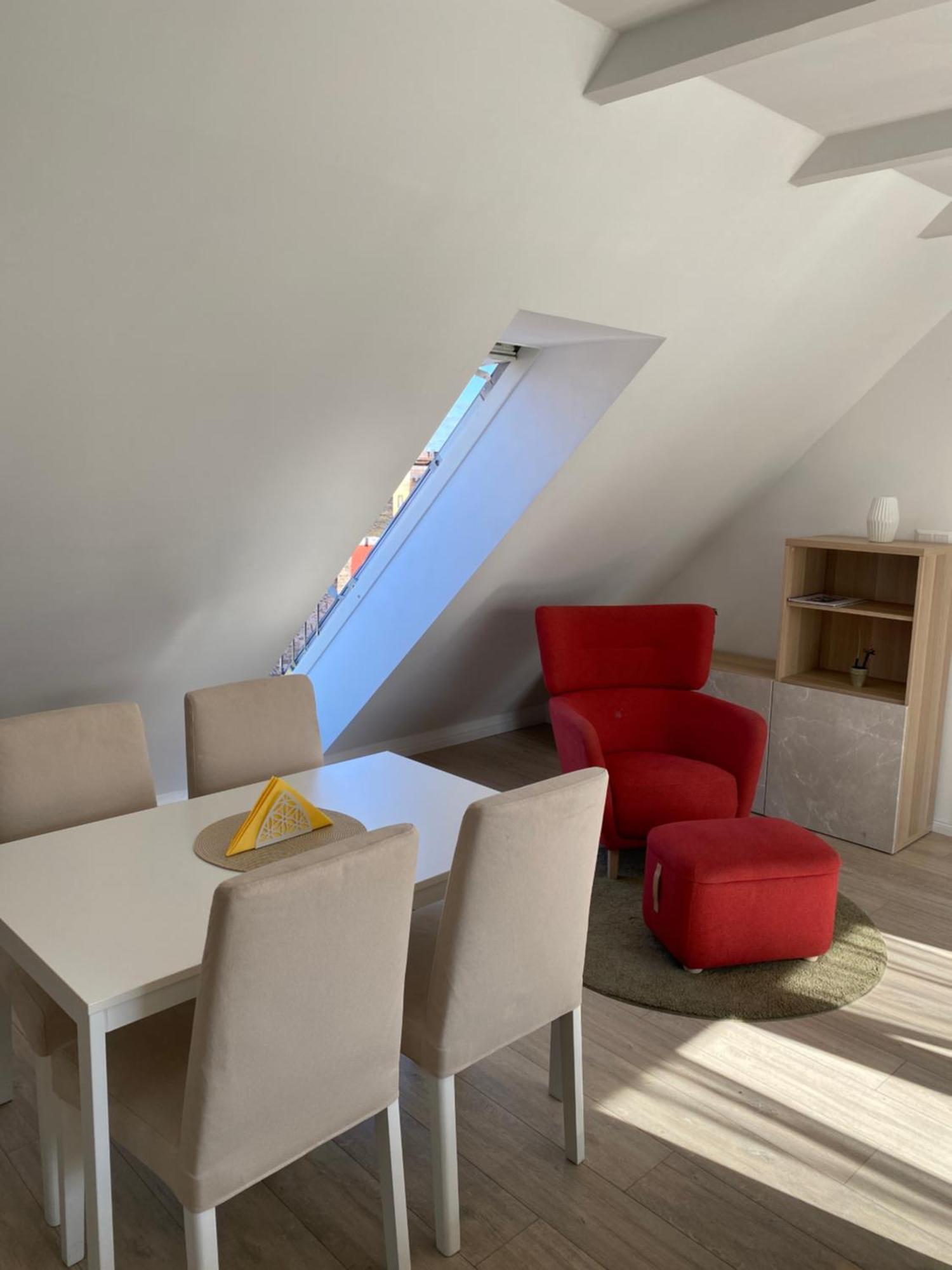 R77 Apartment Downtown - Penthouse Budapest Ngoại thất bức ảnh