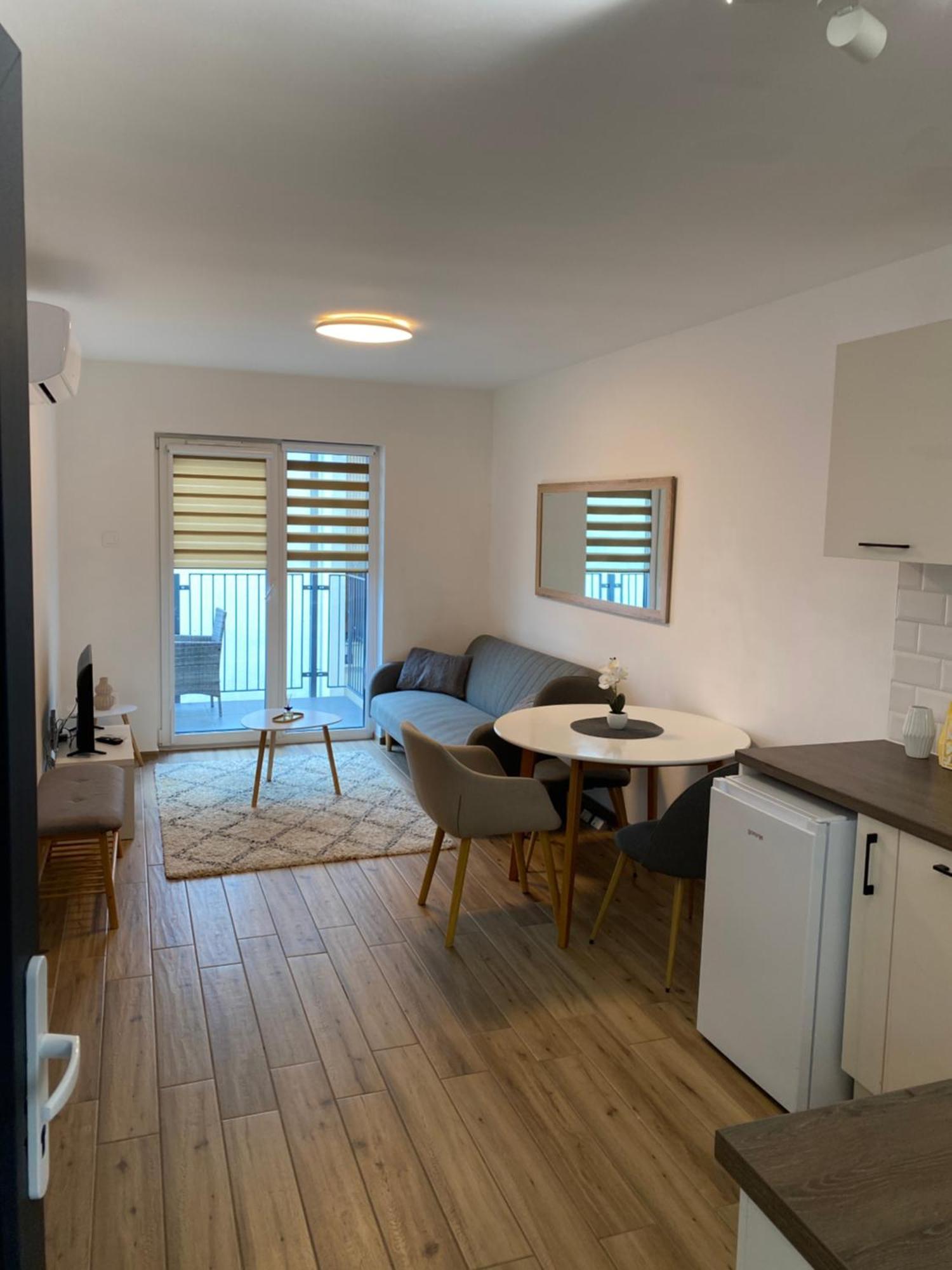 R77 Apartment Downtown - Penthouse Budapest Ngoại thất bức ảnh